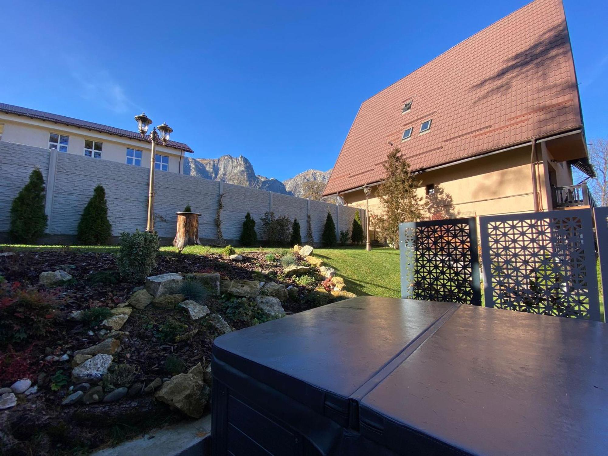 Royal Inn Busteni-Adults Only Exterior foto